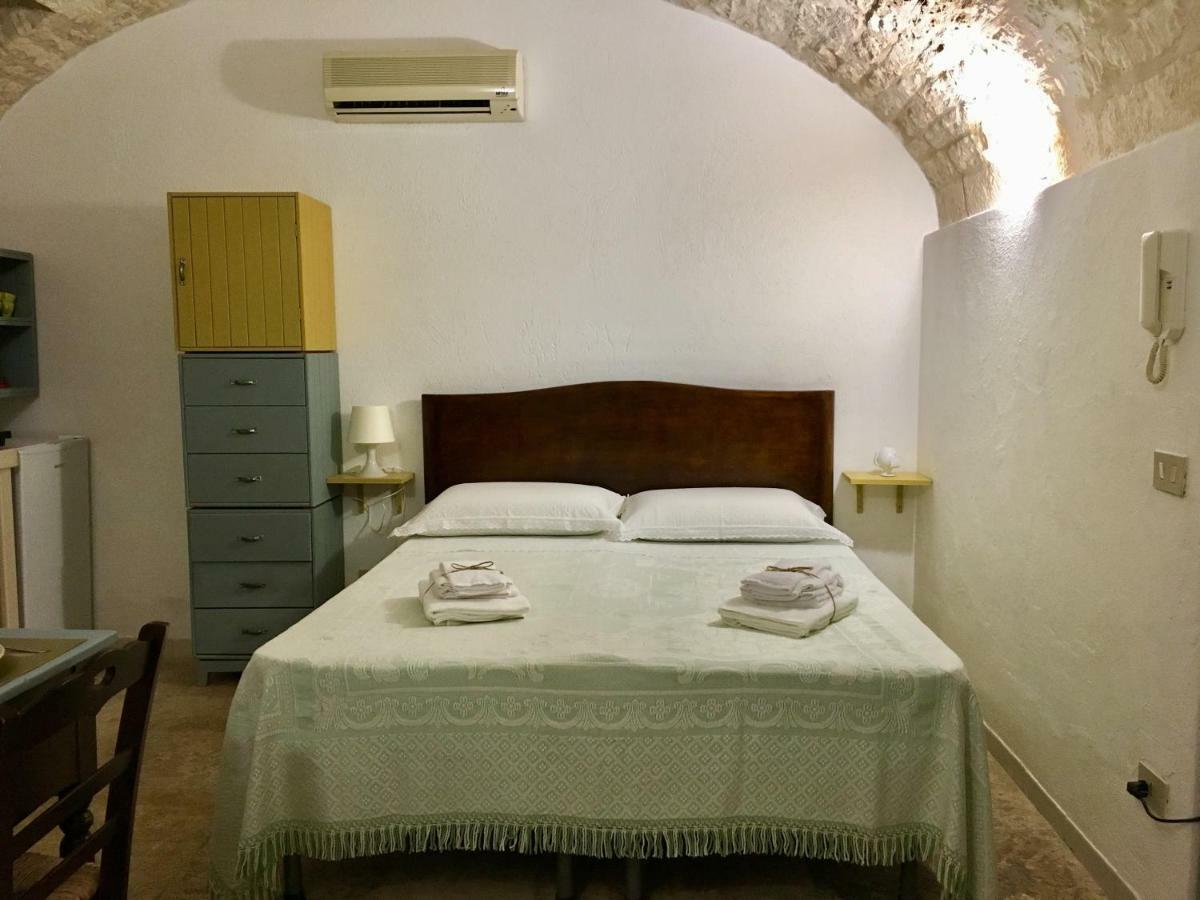 Casa Villani Guest House Ostuni Esterno foto